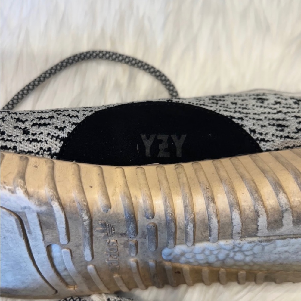 Adidas Yeezy Boost 350 Turtle Dove V1 Size 11.5 - Picture 4 of 9